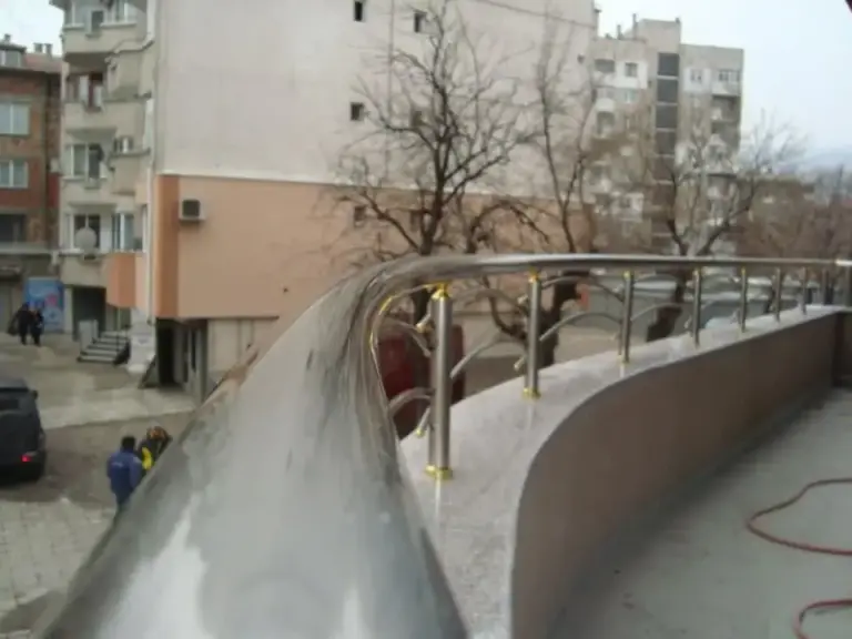Glass_sistem_balustrade_aluminiu_15