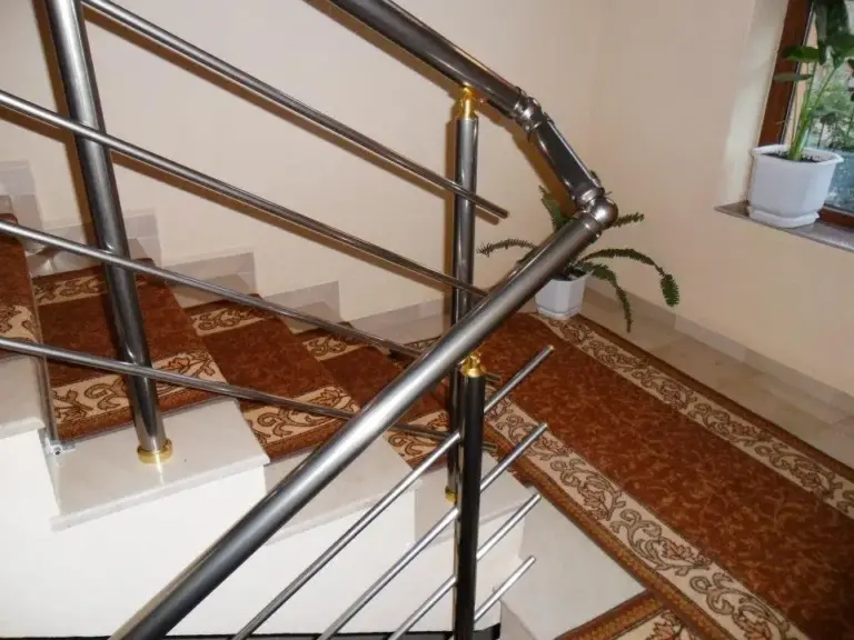 Glass_sistem_balustrade_aluminiu_38